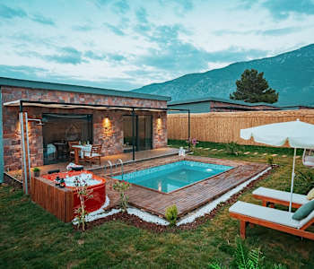 Kıvanç Tatil Köyü
